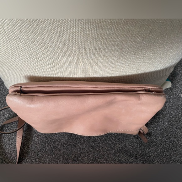 Colorado blush leather crossbody bag - Picture 8 of 8